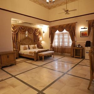 Suite Room Jaquzi